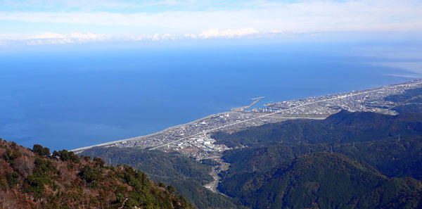 青海黒姫山　へ