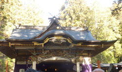 宝登山神社　へ