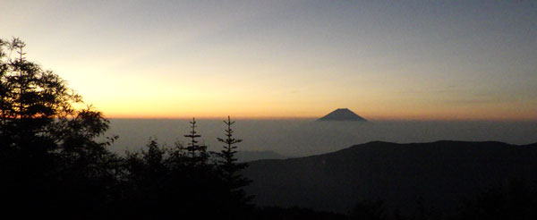 富士山遠望　へ