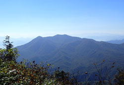 飯縄山　へ