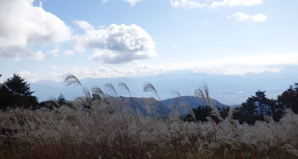 帯那山　へ